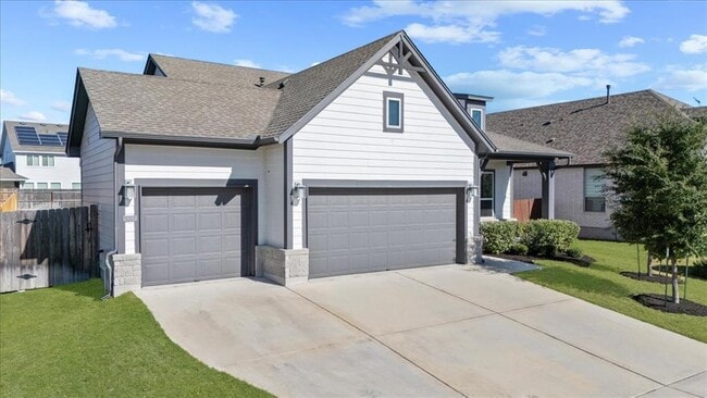 Building Photo - 908 Knowles Dr