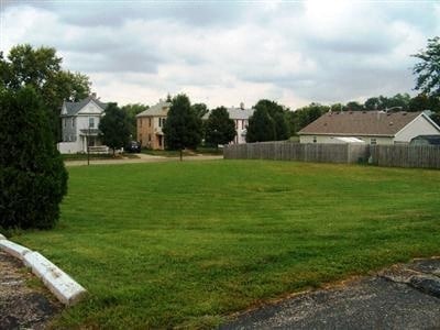  - 121 W Main St
