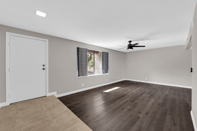 Foto del edificio - Charming 3 Bedroom ,2 bathroom in Paradise...