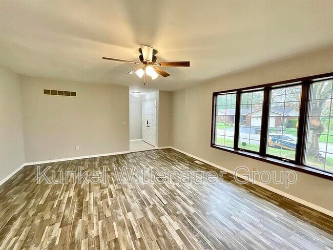 Building Photo - 101 Fox Creek Rd