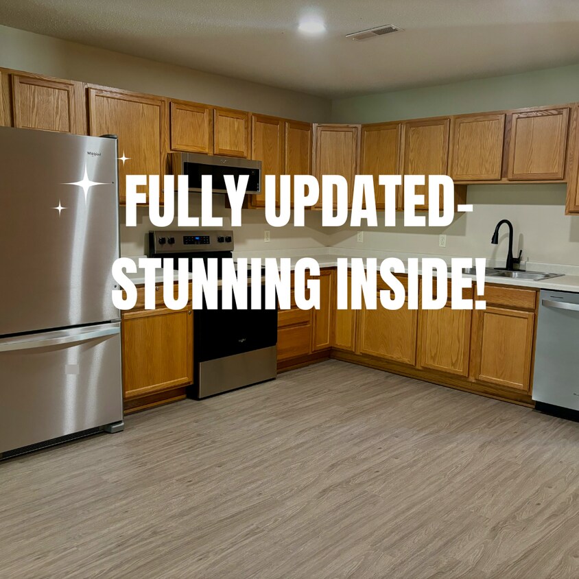 Foto principal - Great Single Level 2 Bedroom Townhome