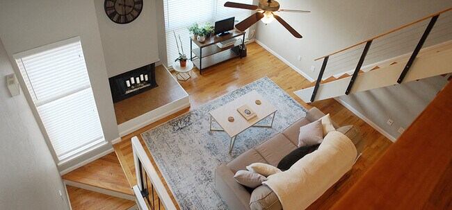 View of the living area from the loft - 6724 Eastridge Dr