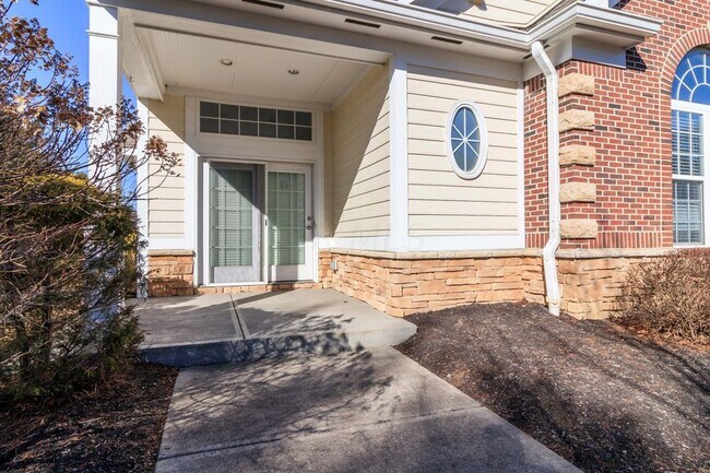 Building Photo - 7518 Acela St