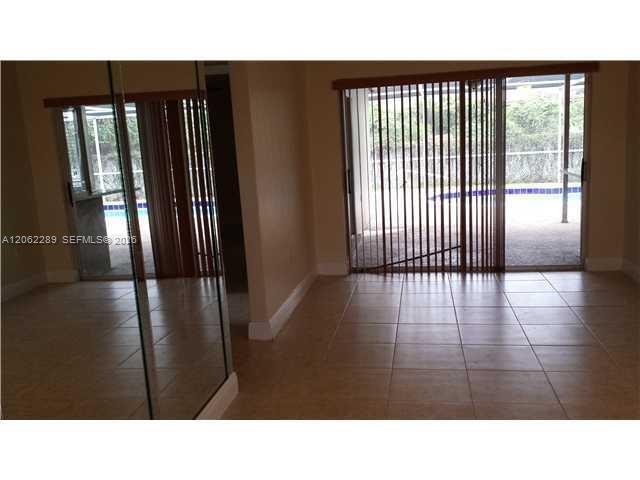 Foto del edificio - 8430 NW 25th Ct