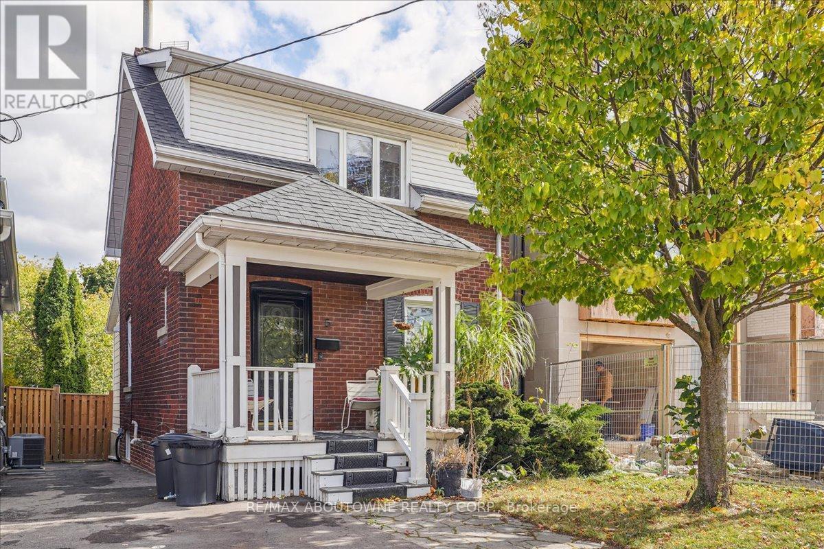 Primary Photo - 5 Milton St