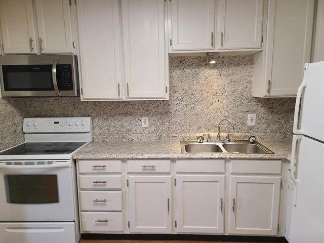 Building Photo - 212 W Val Verde Cir