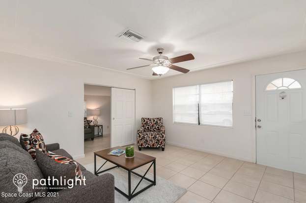 Foto del edificio - 1318 Baker Drive