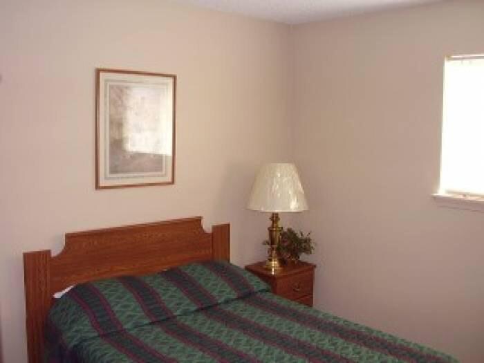 Primary Photo - 1115 W Virginia Ln