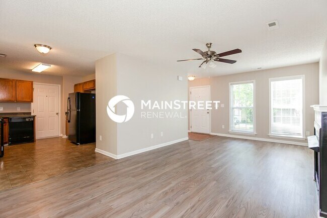 Building Photo - 3 Bedroom Pet-Friendly Home in Charlotte, ...