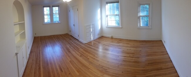 Foto del edificio - 13003 SE Oatfield Rd