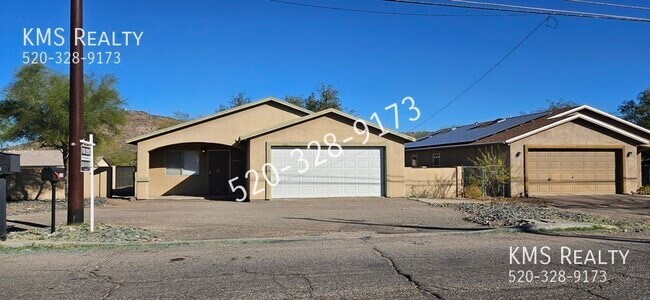 Building Photo - 1724 W King Ave
