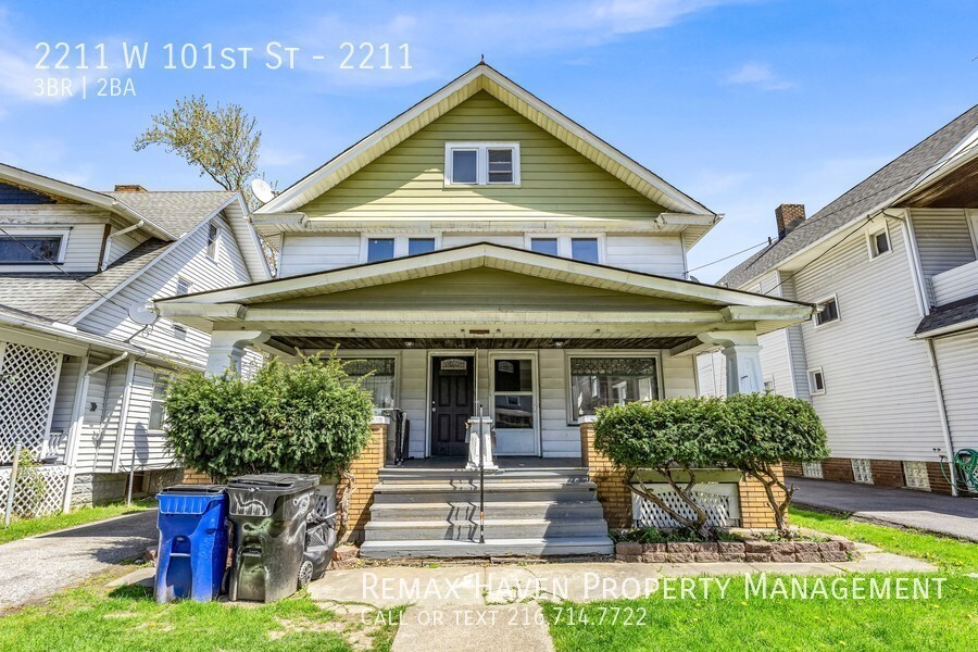 2211 W 101st St Unit 2211, Cleveland, OH 44102 Room for Rent in