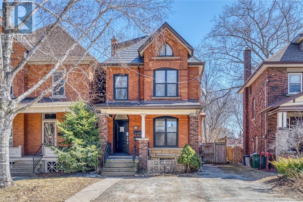 Primary Photo - 77 Blake St