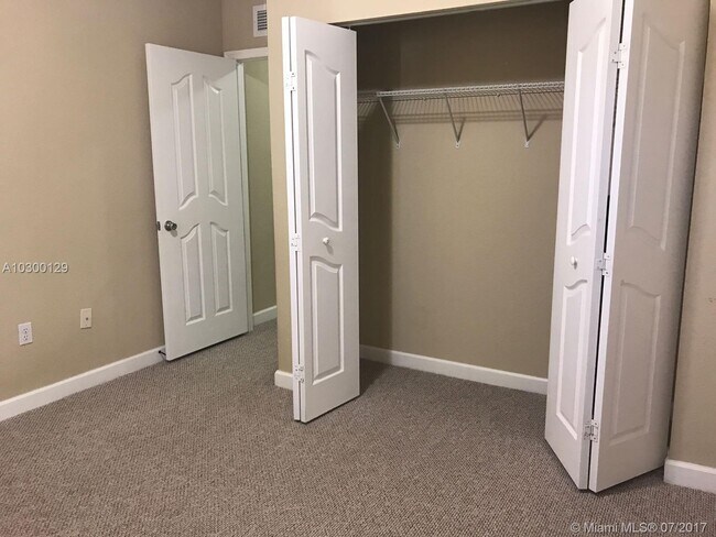 Foto del edificio - 8440 SW 150th Ave