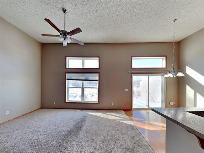 Building Photo - 5106 Farnham Dr N