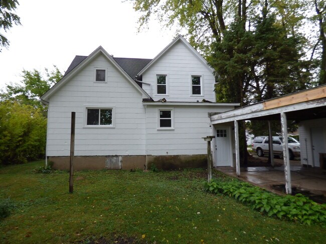 Building Photo - 11720 Mill St