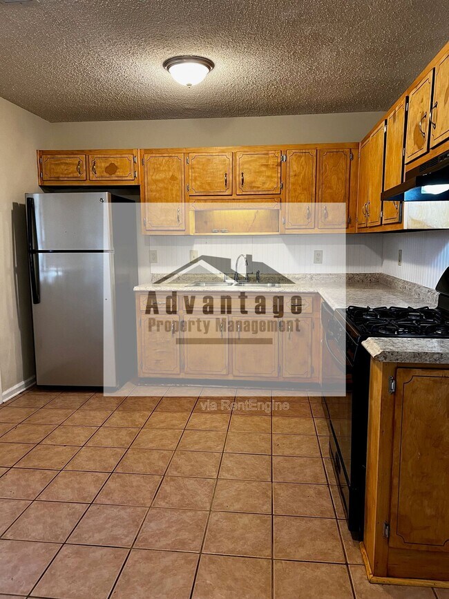 Foto del edificio - 420 N Elizabeth Ln