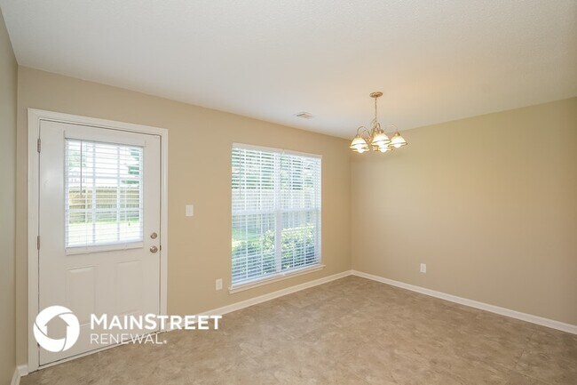 Foto del edificio - 1269 Creekview Cir