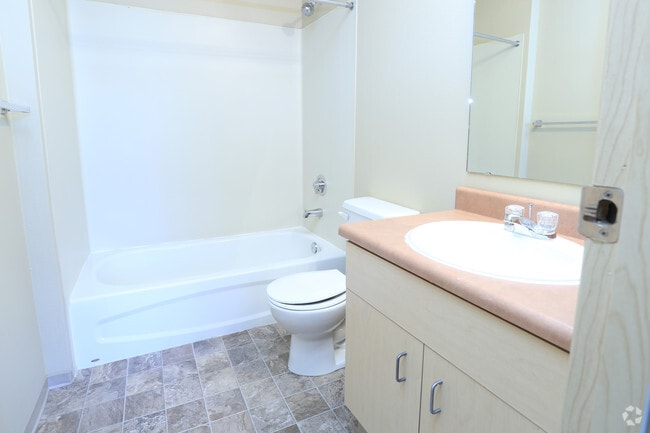 Interior Photo - Stonebrook