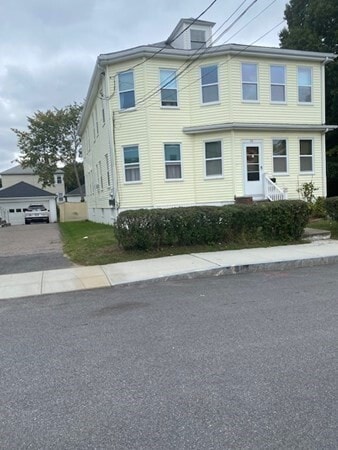 Primary Photo - 36 St Joseph Ave