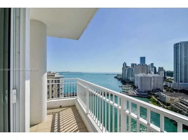 Building Photo - 801 Brickell Key Blvd