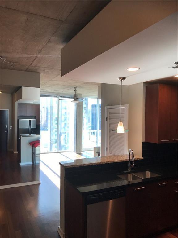 Foto del edificio - 3324 Peachtree Rd