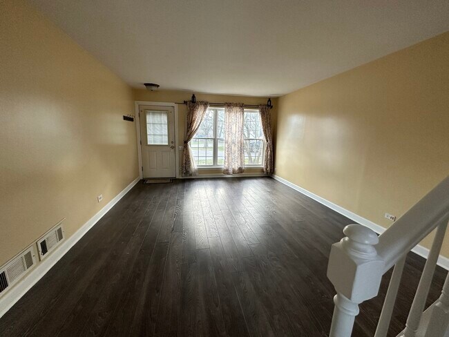 Building Photo - 130 Park Ridge Ct