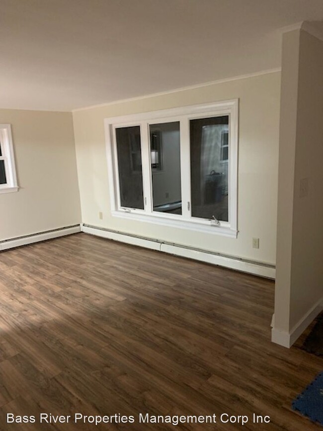 Building Photo - 3 br, 1 bath House - 8 Quail Hollow Road