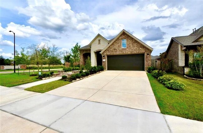 Building Photo - 16138 Bluegill Dr