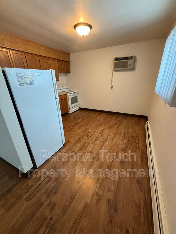 Foto del edificio - 132 6th Ave N