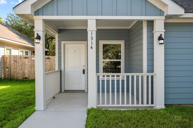 Foto del edificio - 1314 Antone St