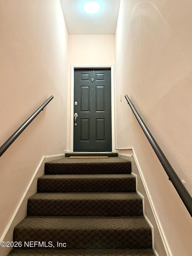 Foto del edificio - 2909 ST JOHNS Ave