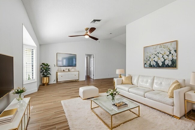 Foto del edificio - 2700 Yarmouth Dr