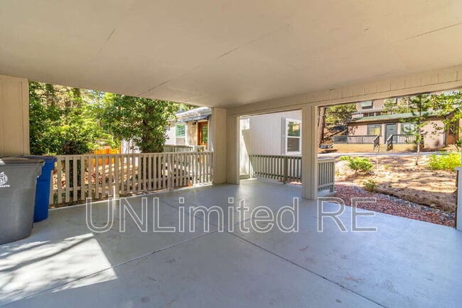 Photo - 2401 W Rte 66 House