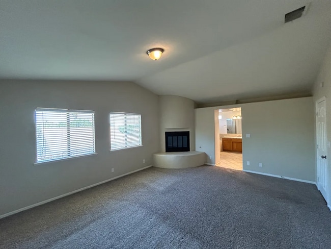 Building Photo - 4811 Cocina Ln