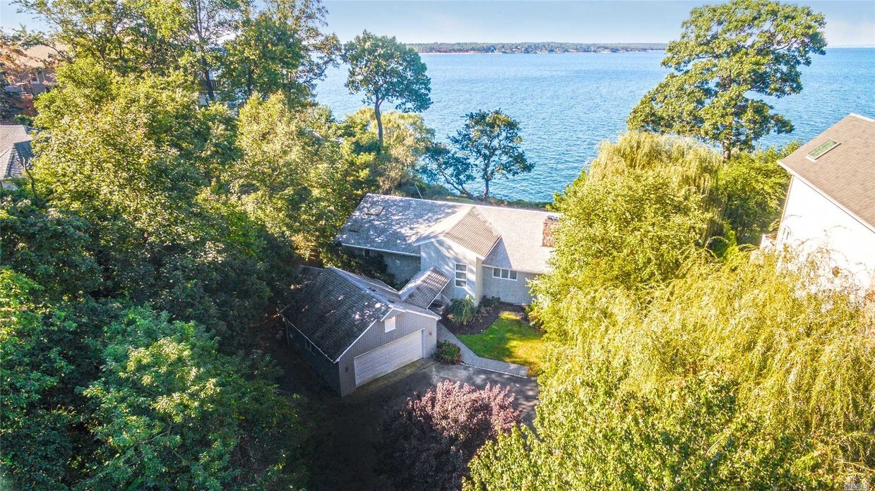 27 Essex Dr, Northport, NY 11768 House for Rent in Northport, NY