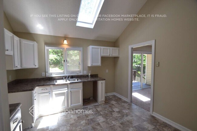 Foto del edificio - 4932 Falcon Wood Trace NE
