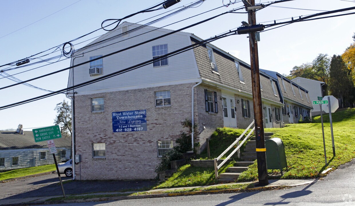 Building Photo - West Water Street Townhouses