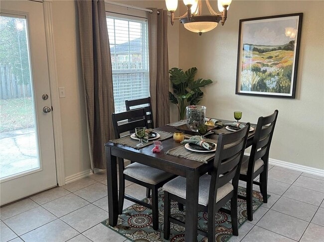 Foto del edificio - 3909 SW Surrey Ave