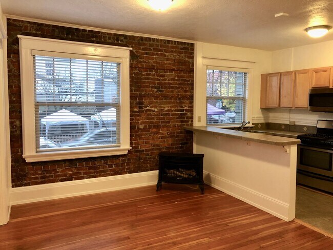 Foto del edificio - 2109 NW Irving St