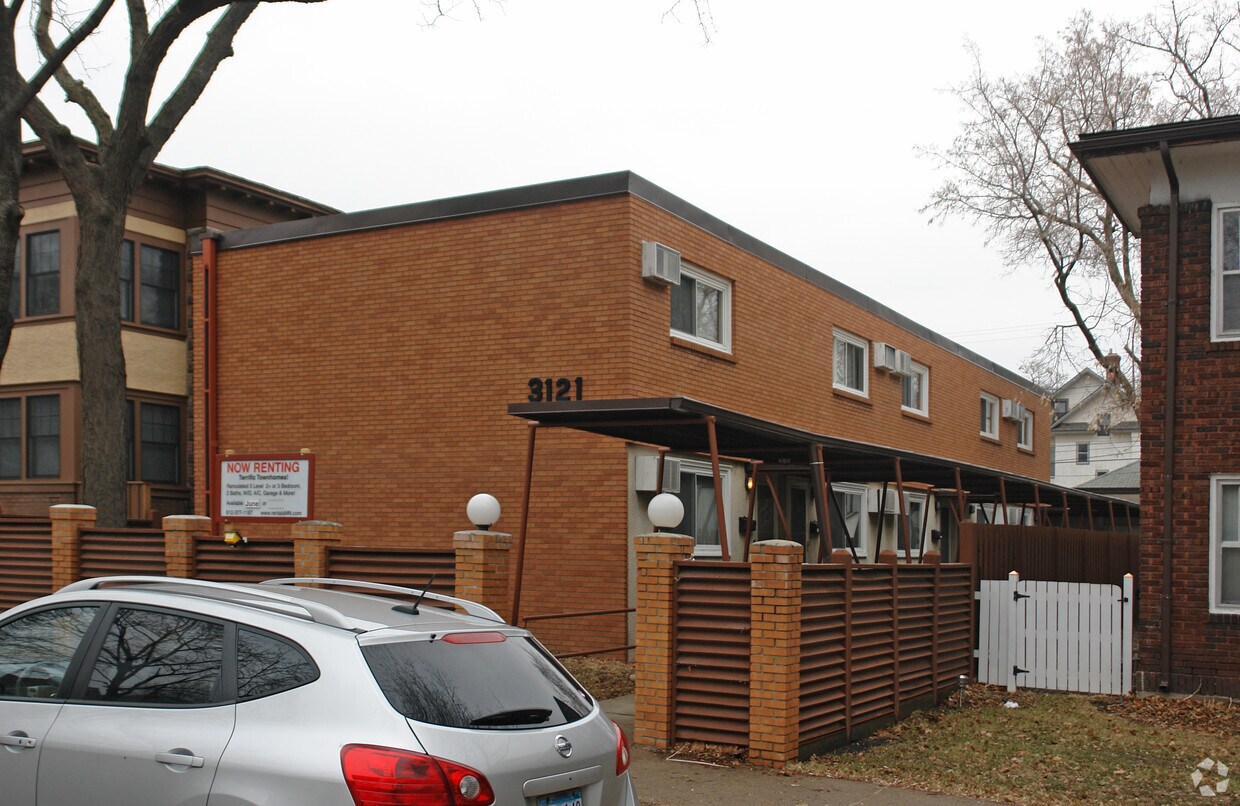 3121 Fremont Ave S, Minneapolis, MN 55408 3121 Fremont Ave S