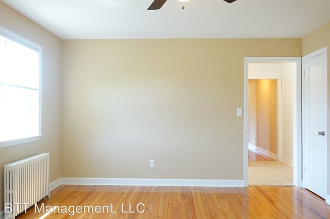 Foto del edificio - 8710 Plymouth St