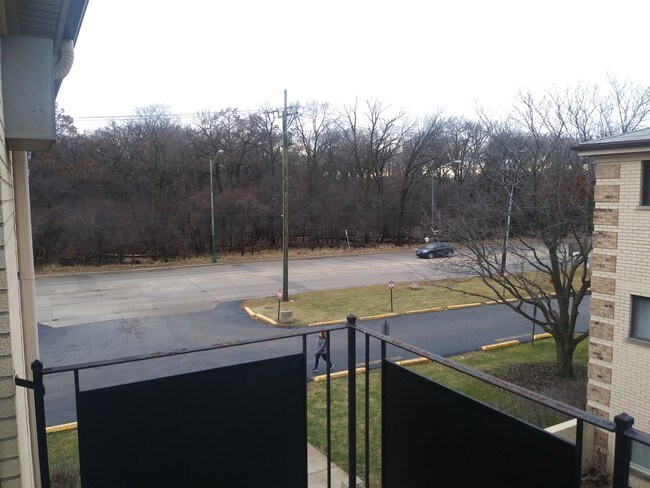 Foto del edificio - 5101 N East River Rd