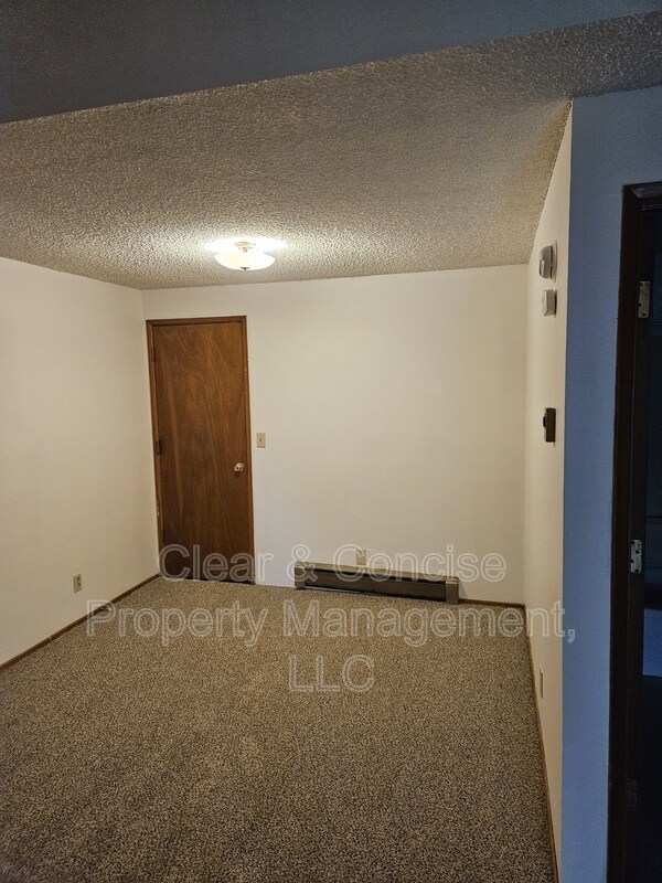 Foto del edificio - 411 W 15th Ave