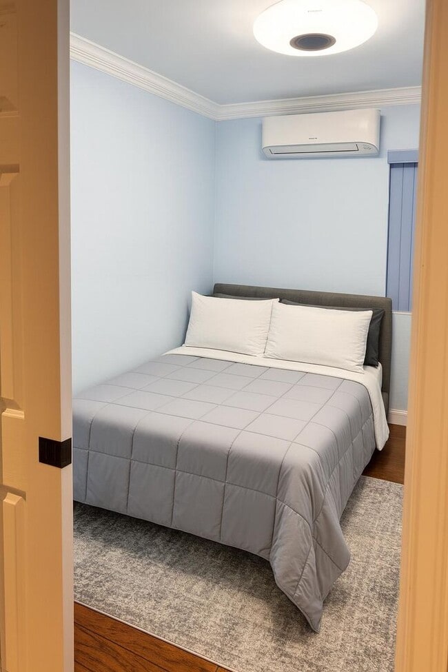 Foto del edificio - 810 Bamboo Ln