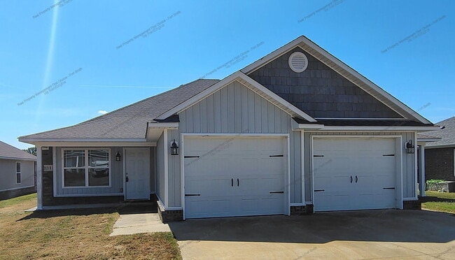 Building Photo - 2121 Ingalls Ln