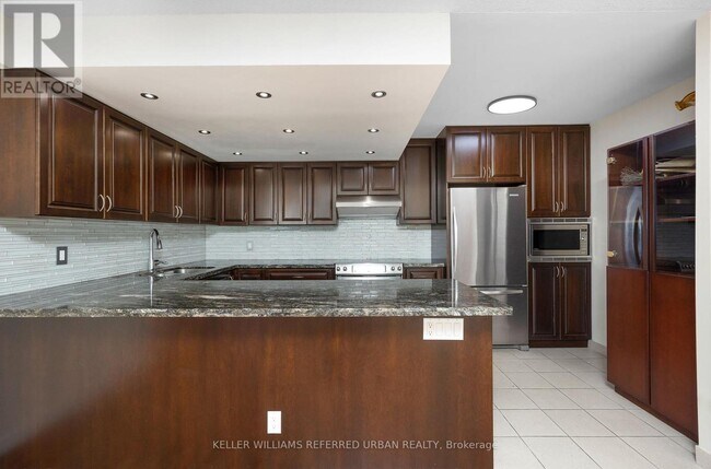 Building Photo - 205-2205 Wynford Dr
