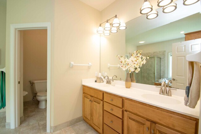 Foto del edificio - 14670 Boulder Pointe Rd