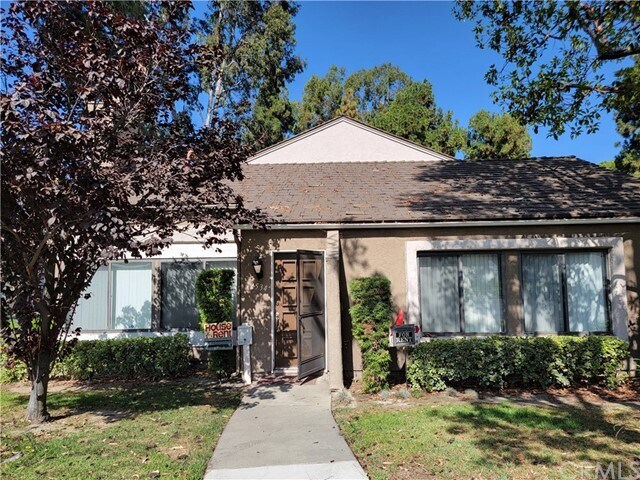 Foto principal - 12534 Sleepyhollow Ln