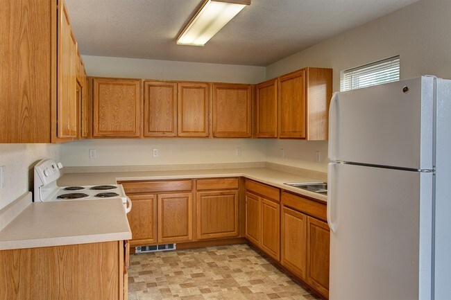 Building Photo - Kinsella Apartments